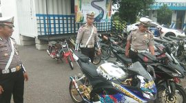 27 Motor asil balap liar yang di amankan polres Ngawi