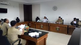 DPRD Ngawi saat hearing dengan DPMD Trekait Draft Perbup BPD