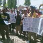 Aksi Para Demonstran, Ratusan Juru Parkir Menolak Kenaikan Beban Retribusi
