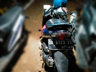 
 Motor Tabrak Truk Parkir di Madiun, Satu Orang Meninggal