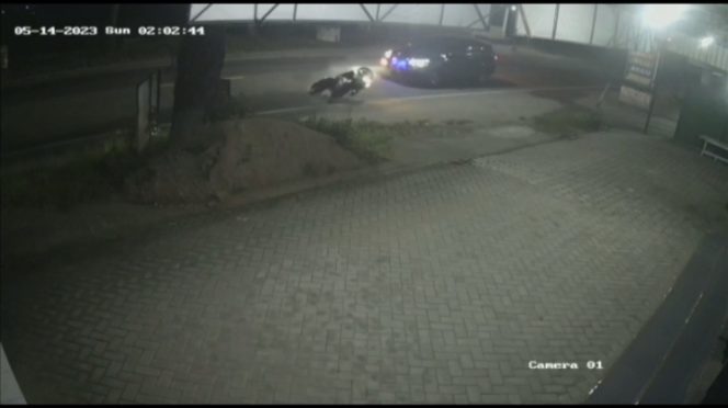 
 Viral Tabrak Lari di Madiun, Polisi Buru Pelaku