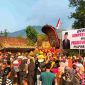Pertunjukkan seni asli iringi deklarasi simpatisan Jokowi dukung Prabowo pada Pilpres 2024. (Foto/istimewa).
