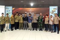 Saya bersama jajaran Forkopimca, rekan-rekan PPK dan Panwascam Pringkuku berfoto bersama usai pelaksanaan rapat evaluasi tahapan Pemilu Tahun 2024 tingkat kecamatan.