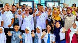 Foto bersama Bupati Ponorogo dan peserta sosialisasi Dinas Kesehatan. (Foto : ISTIMEWA).