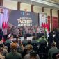 Momen penyerahan penghargaan Tiga Pilar Desa Hadiwarno di gedung Grahadi, Surabaya beberapa waktu lalu. (Foto : Istimewa).