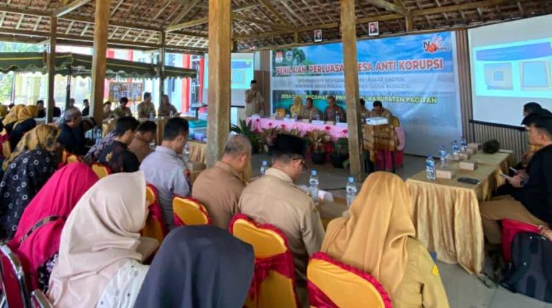 Momen penilian desa anti korupsi di pendapa Desa Candi awal bulan Oktober kemarin. (Foto : Desa Candi).