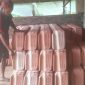 Perajin genteng di Desa Ploso, Punung berupaya menghasilkan produk berkualitas. (Foto : Lintas7.net).