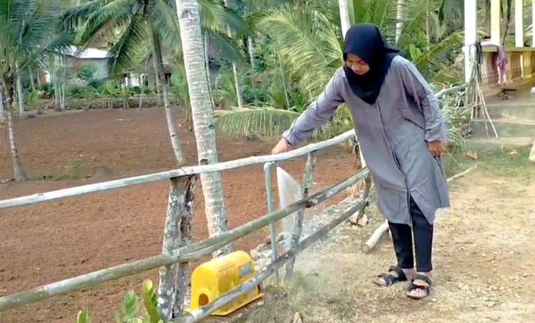 Air mengalir sampai depan rumah, warga Sidomulyo, Ngadirojo tak lagi ajukan bantuan droping air bersih. (Foto:Istimewa).