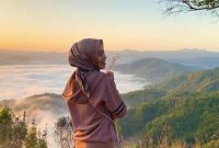 Pesona menawan Bukit Tompe di Kecamatan Pringkuku, Pacitan. (Foto:Istimewa).