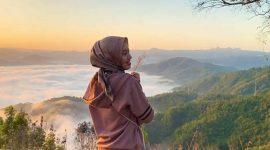 Pesona menawan Bukit Tompe di Kecamatan Pringkuku, Pacitan. (Foto:Istimewa).