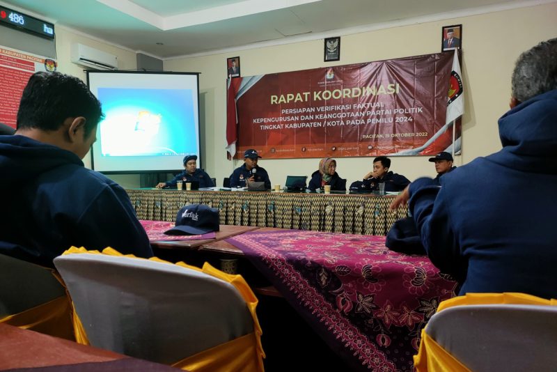 Pemantapan jelang pelaksanaan verfak, intens dilakukan khususnya bagi kalangan internal KPU Pacitan.