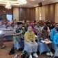 Suasana rekapitulasi vermin dokumen persyaratan keanggotaan partai politik di tingkat Provinsi Jawa Timur.