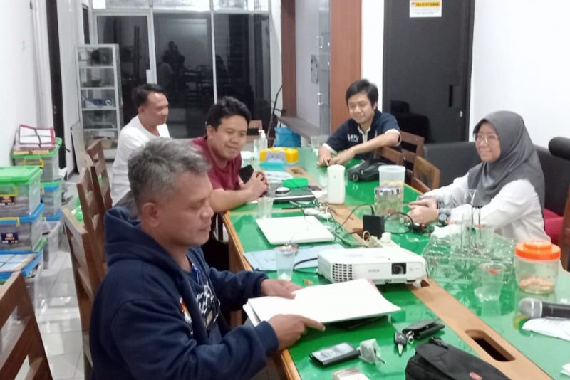 Secara maraton, kami lima orang komisioner merumuskan formasi terbaik yang akan menempati posisi PPS se-Kabupaten Pacitan.