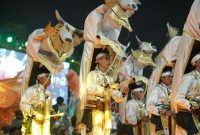 Penampilan atraktif ronthek Kecamatan Bandar pada Minggu (6/7) malam. (Foto : Lintas7.net).