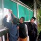 Kami memasang pengumuman pendaftaran bakal calon anggota DPRD Kabupaten Pacitan di papan pengumuman kantor KPU Pacitan.