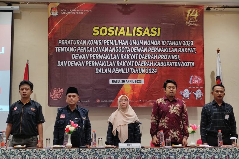 Usai ditetapkan dan diundangkan, KPU Pacitan secara intens melakukan sosialisasi mengenai sejumlah ketentuan dalam PKPU Pencalonan.