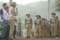 Momen pemberangkatan tim Ekspedisi Merah Putih dari Timur Kecamatan Sudimoro. (Foto:Istimewa).