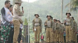 Momen pemberangkatan tim Ekspedisi Merah Putih dari Timur Kecamatan Sudimoro. (Foto:Istimewa).