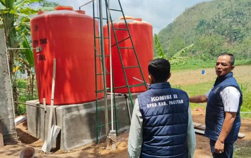 DPRD Pacitan monitoring progres pekerjaan irigasi perpompaan untuk pertanian di Kabupaten Pacitan. (Foto:Istimewa).