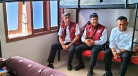 Bupati Giri dampingi Mensos tinjau sekolah rakyat. (Foto:Pemkab Ponorogo).