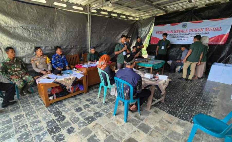 Proses pemilihan Kepala Dusun Mudal di Kecamatan Kebonagung. (Foto:Lintas7.net).