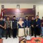 Berfoto bersama jajaran Bawaslu Pacitan usai dipastikan masa pencermatan DCT sudah benar-benar ditutup.