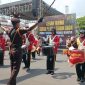 Suasana serah terima Kirab Pemilu Tahun 2024 di pelataran kantor Bupati Wonogiri, Jawa Tengah.