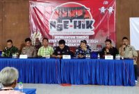 Suasana santai terjadi saat acara nge-HIX yang digelar teman-teman PPK Punung. Sejumlah diskusi mengemuka dalam forum ini.