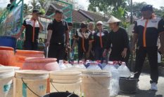 ARPAC Salurkan 35 Tangki Air Bersih untuk Warga Terdampak Kekeringan